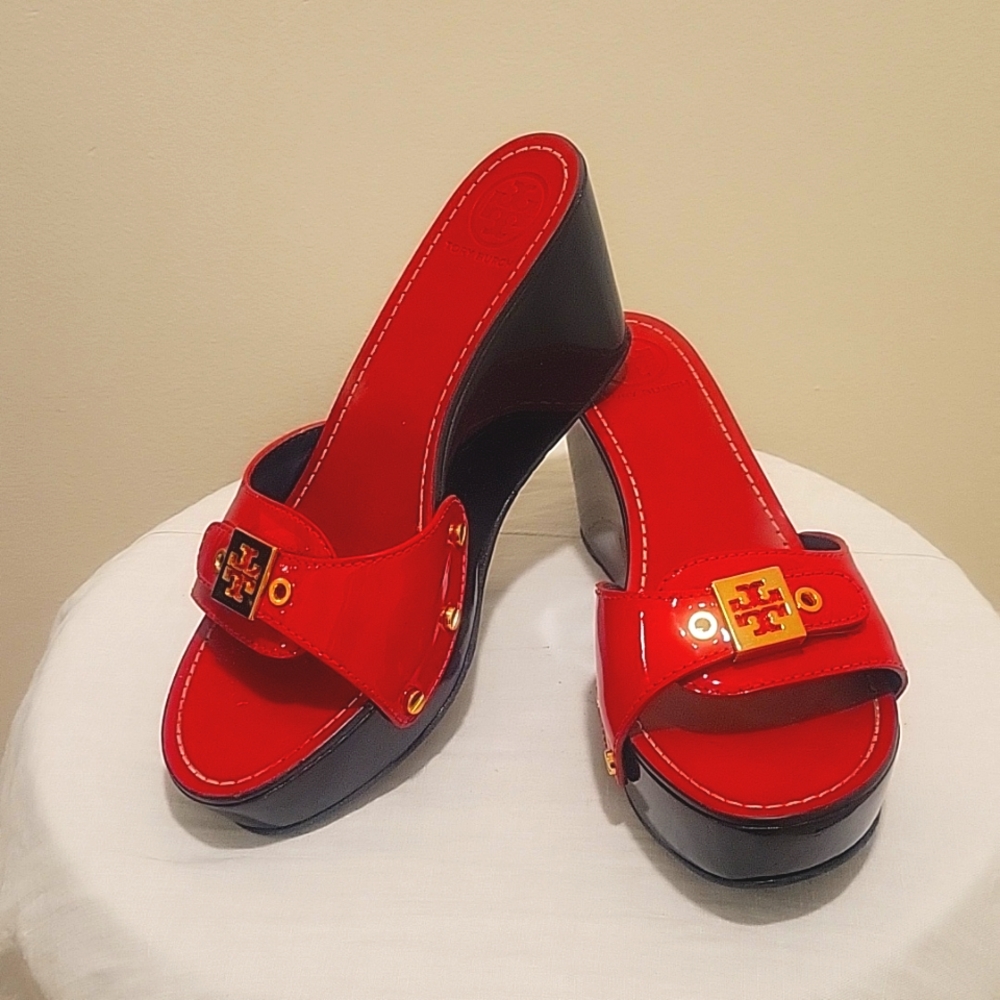 Tory Burch Red wedge sandals size 8